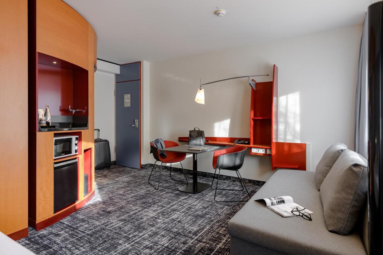 Novotel Suites Muenchen Parkstadt Schwabing Exterior foto