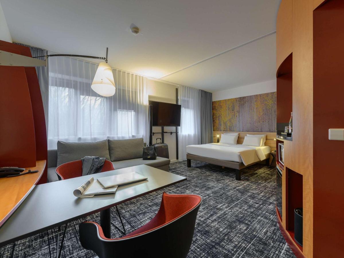 Novotel Suites Muenchen Parkstadt Schwabing Exterior foto