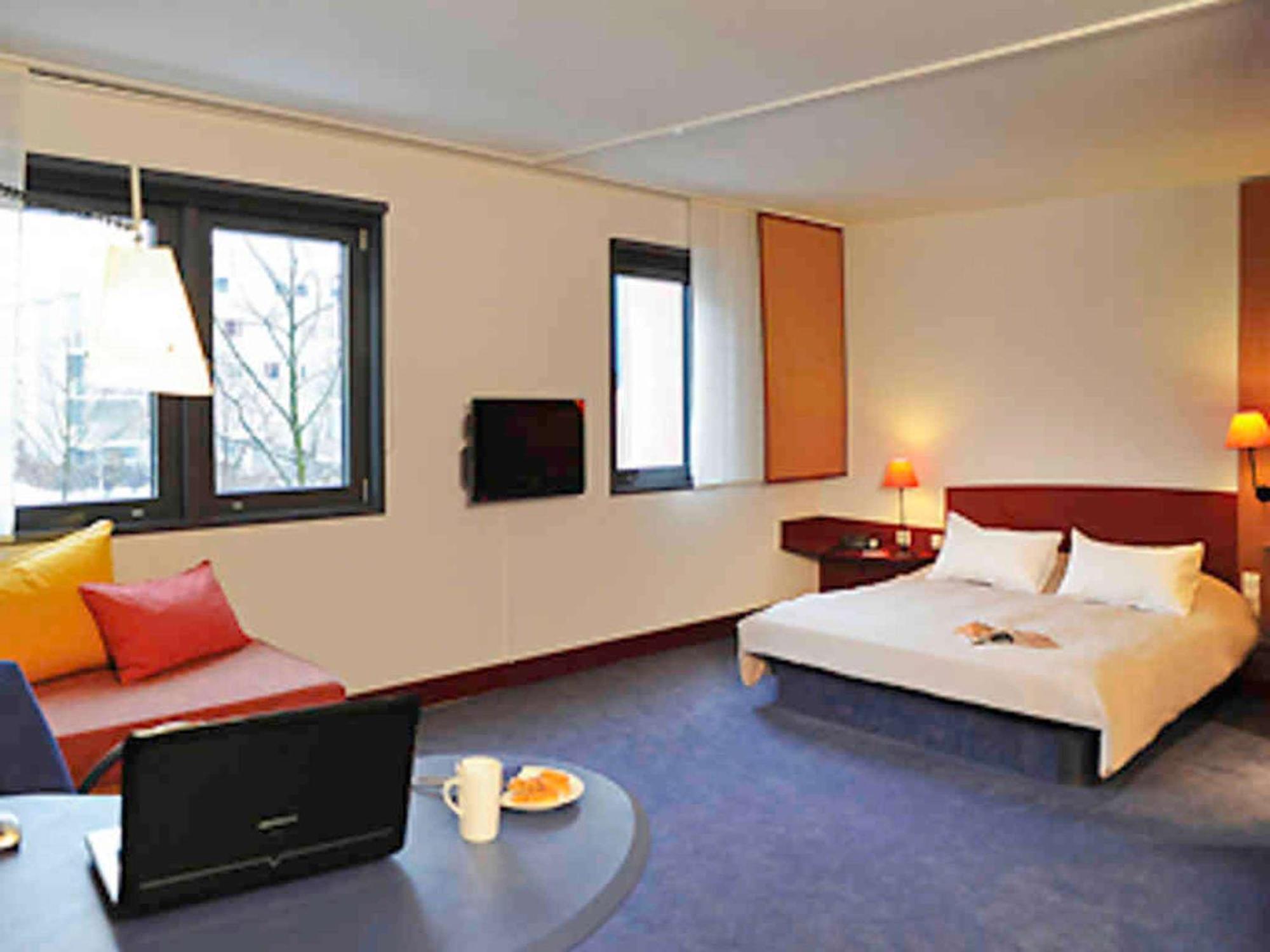 Novotel Suites Muenchen Parkstadt Schwabing Exterior foto