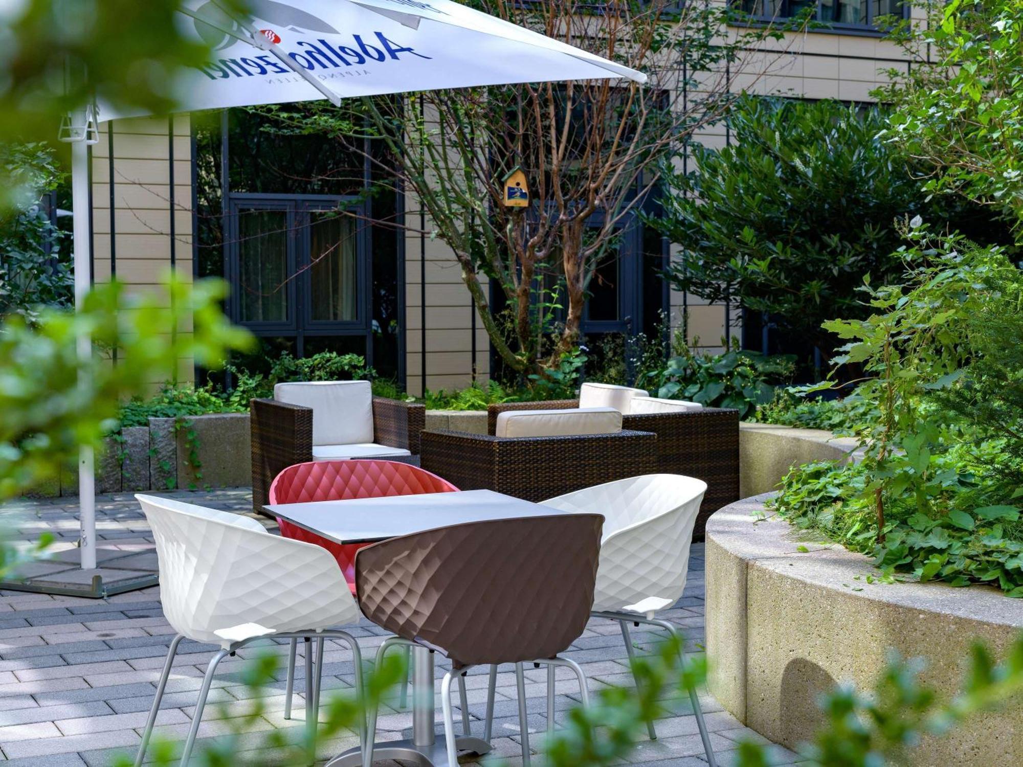 Novotel Suites Muenchen Parkstadt Schwabing Exterior foto